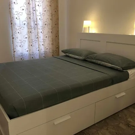 Trilocale Centralissimo In Locazione A * Sanremo