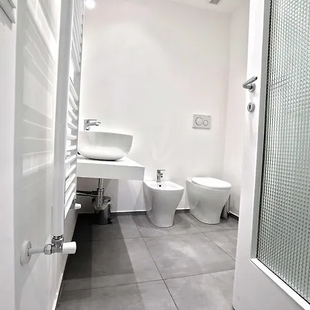 Trilocale Centralissimo In Locazione A Apartamento *